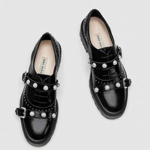ZARA LEATHER DERBY SHOES W/ PEARLS & STUDS NEW
